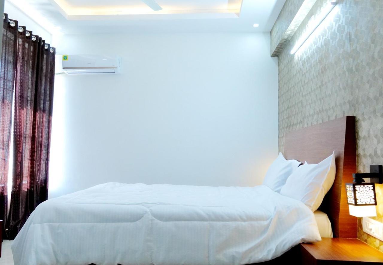 Dwarka Lodging & Boarding Mulki Zewnętrze zdjęcie