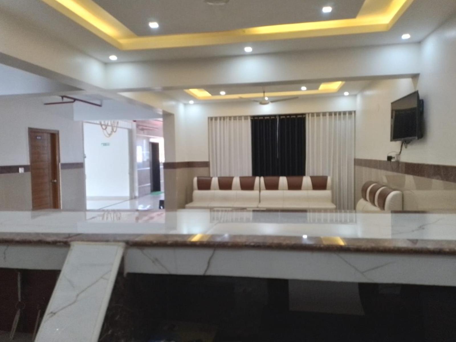 Dwarka Lodging & Boarding Mulki Zewnętrze zdjęcie